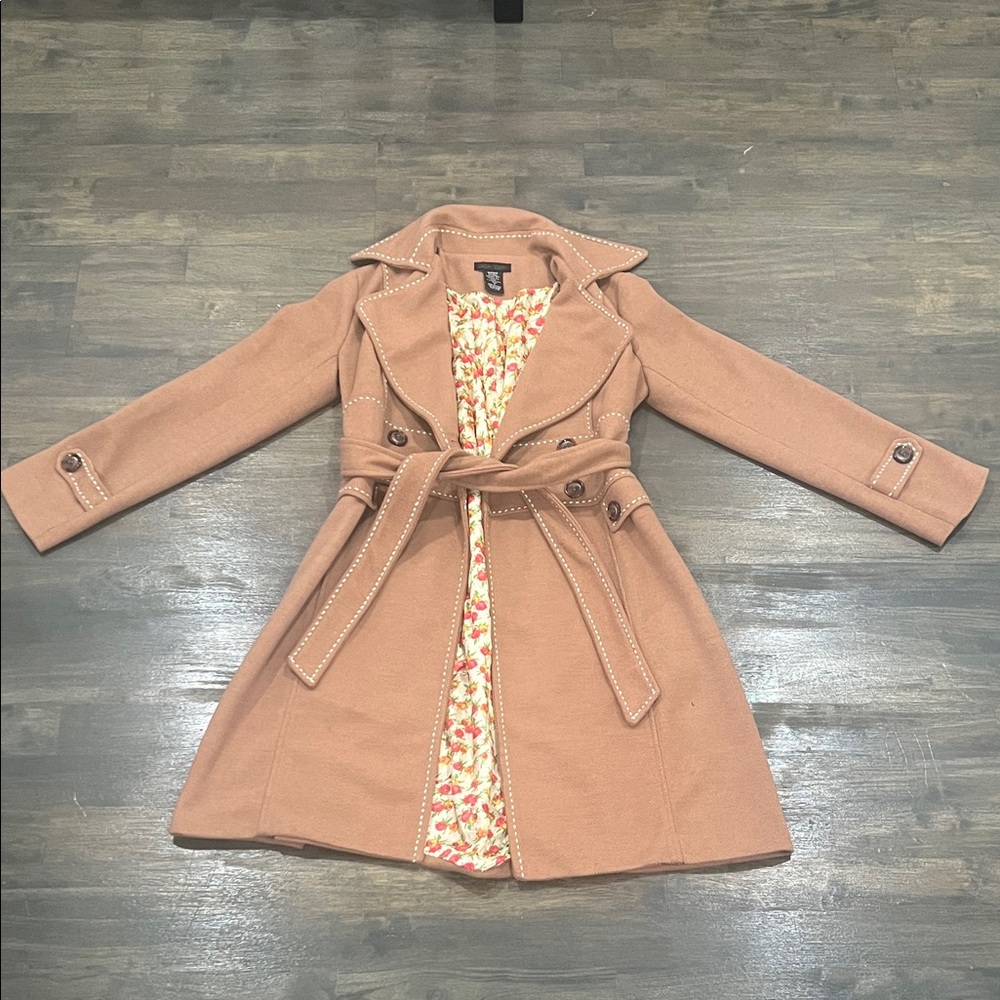 DOKI GEKI Trench Coat
